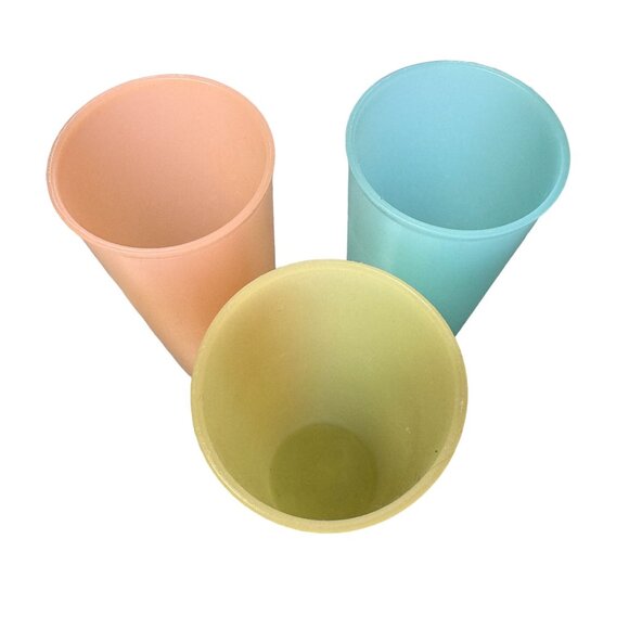 Vintage Tupperware Tumblers Tall 16oz Stacking Set of 3 Pastel #107 - Picture 4 of 9